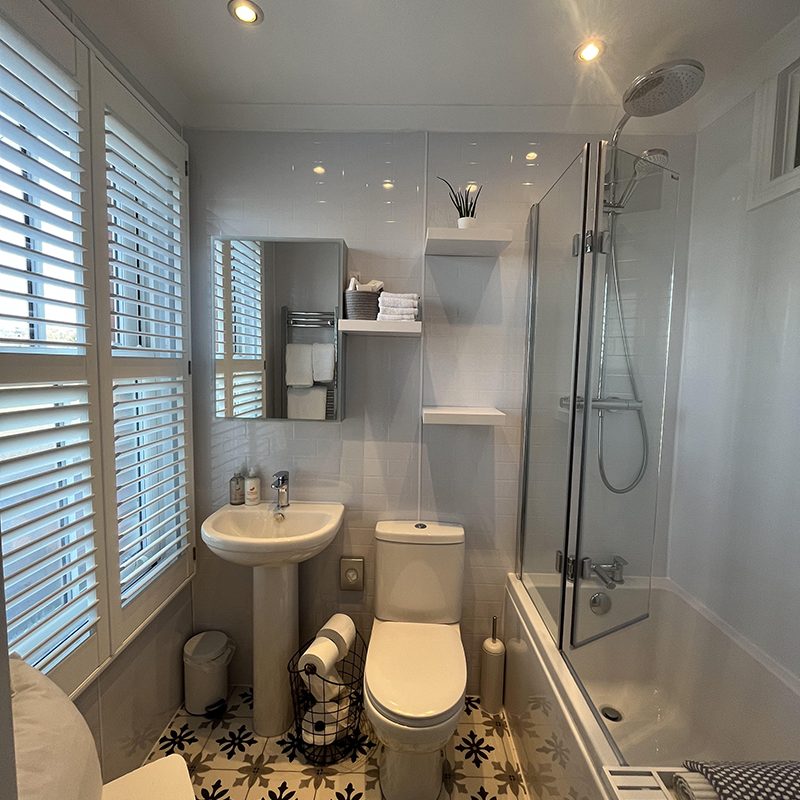 superking-bathroom